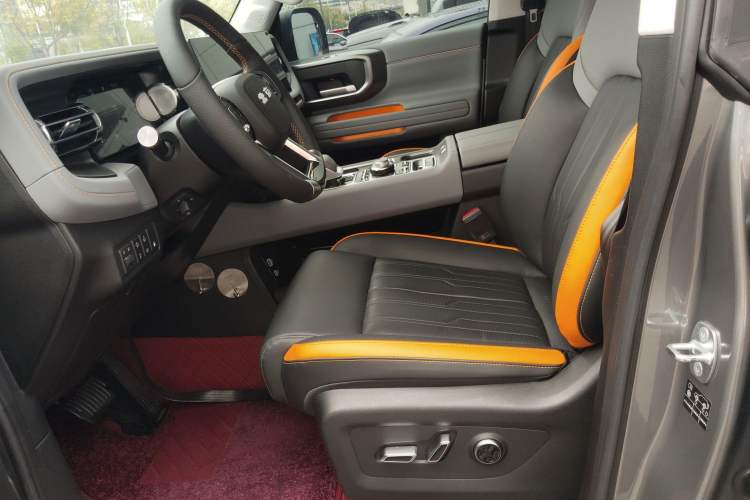 Used BAIC Off-Road BJ40 Electric Drive 2025 Advanced Edition Left Front Seat