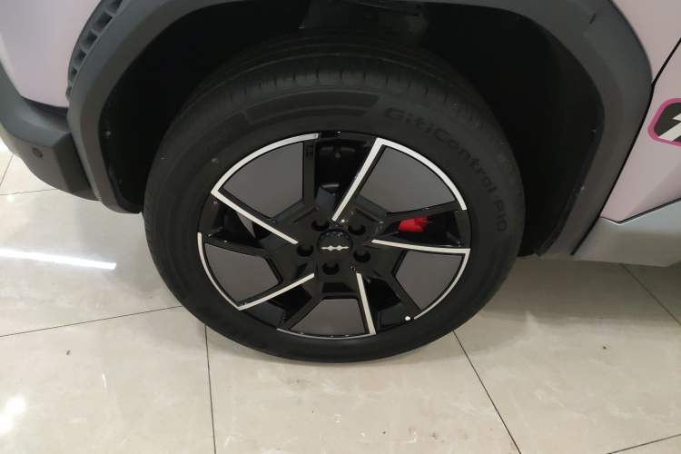 Used Formula Leopard Titanium 3 2025 501KM All-Wheel Drive Intelligent Driving Ultra Version