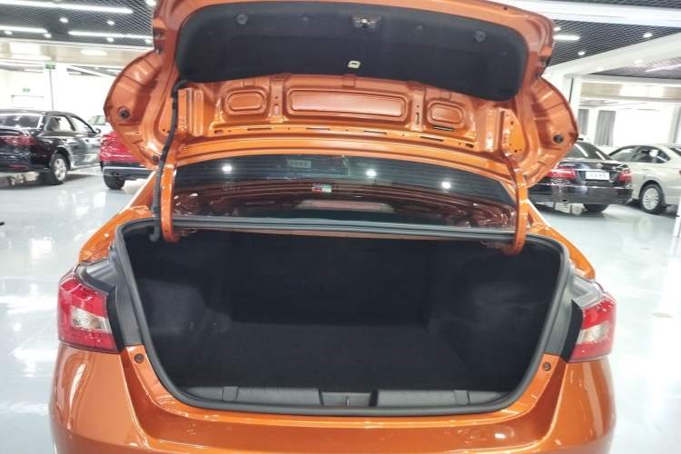 Used Chery Arrizo 5 2017 1.5L CVT Deluxe Edition Trunk