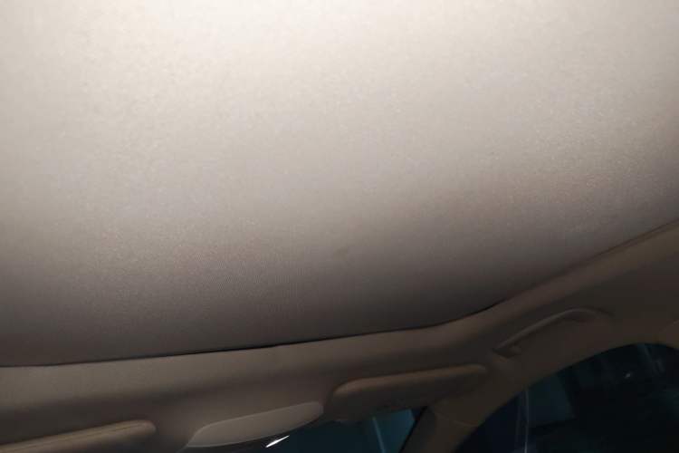 Used Lincoln MKC 2014 2.0T Four-Wheel Drive Luxury Edition Headliner