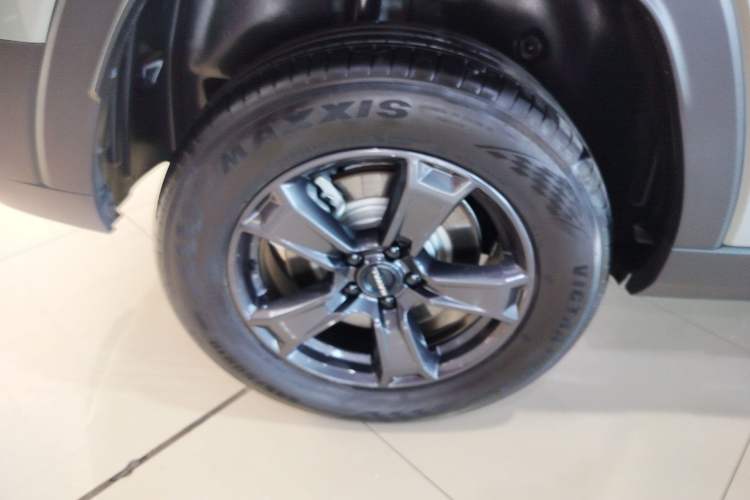 Used Haval Raptor New Energy 2023 Hi4 102 Exploration Edition Right Rear Wheel Hub