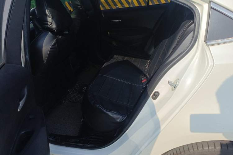 Used Toyota Levin 2019 185T CVT Luxury Edition China VI Standard Left Rear Seat