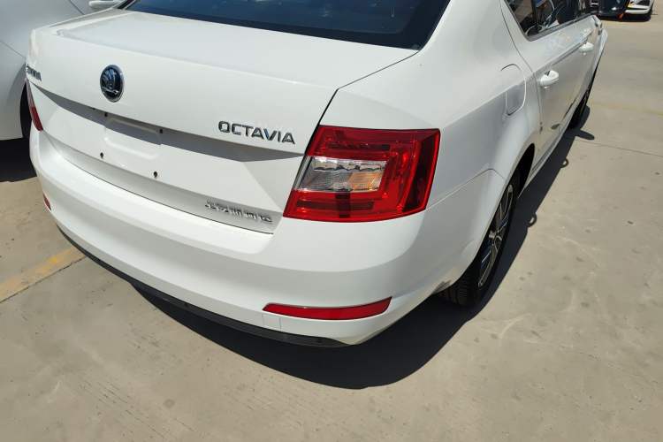 Used Skoda Octavia 2017 1.6L Automatic Chuanxing Edition
