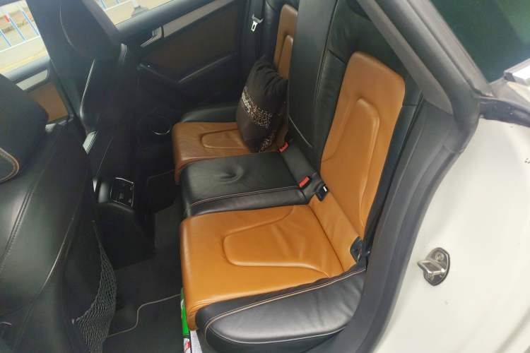 Used Audi A5 2013 Sportback 40 TFSI quattro Left Rear Seat