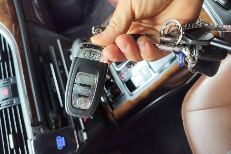 Used Audi A6L 2014 30 FSI Luxury Model
