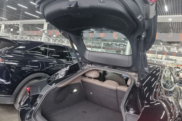 Used IM L6 2025 Ultra Model
