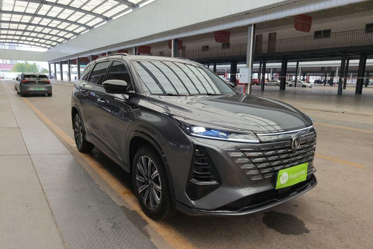 Used CHANGAN CS75 PLUS 2024 3rd Generation Champion Edition 1.5T Intelligent Drive Dynamic Model
