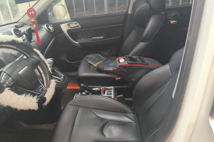 Used Haval H6 2016 Upgraded Model 1.5T Automatic Two-Wheel Drive Elite Version Left Front Seat