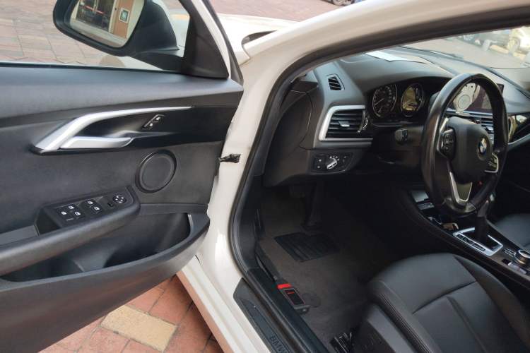 Used BMW 1 Series 2019 118i Fashion Model