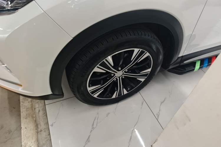 Used Mitsubishi Eclipse Cross 2019 1.5T CVT Two-Wheel Drive Dream Edition China VI Standard