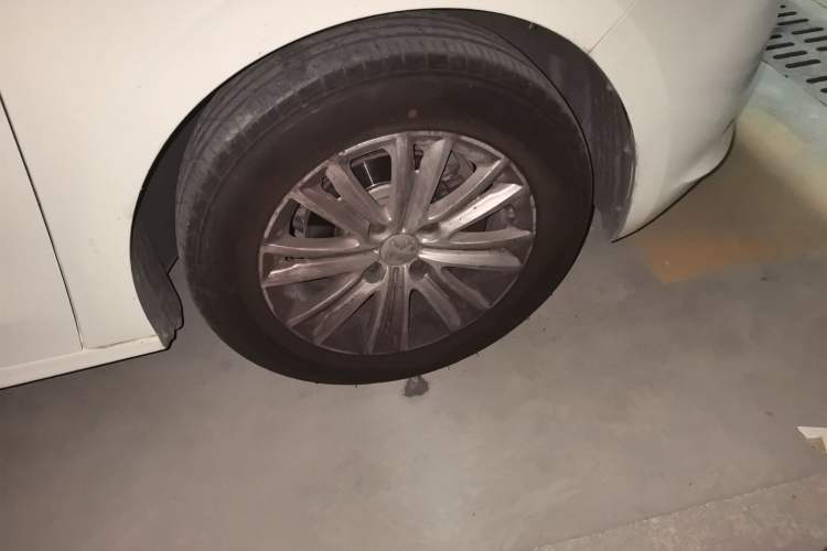 Used Peugeot 301 2014 1.6L Manual Comfort Edition
