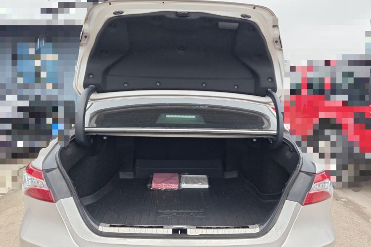 Used Toyota Camry 2019 2.5G Luxury Edition China VI Standard Trunk