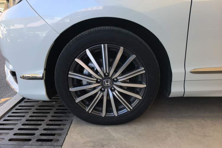 Used Honda Elysion 2024 2.0L eHEV Luxury Edition