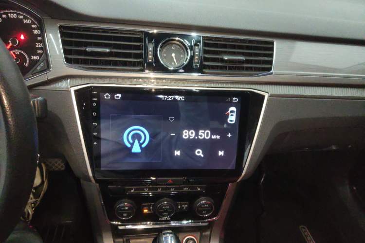 Used Volkswagen Passat 2016 330TSI DSG Luxury Edition
