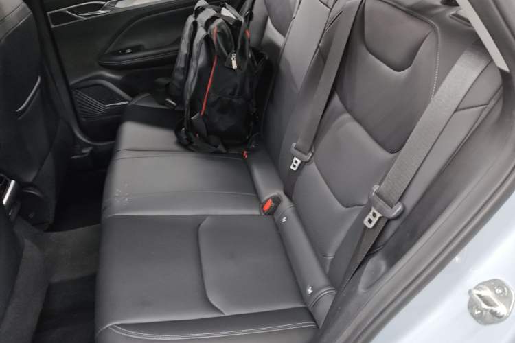 Used Geely Auto Emgrand L HiP 2022 1.5TD-DHT Pro 100KM Super Clean Left Rear Seat