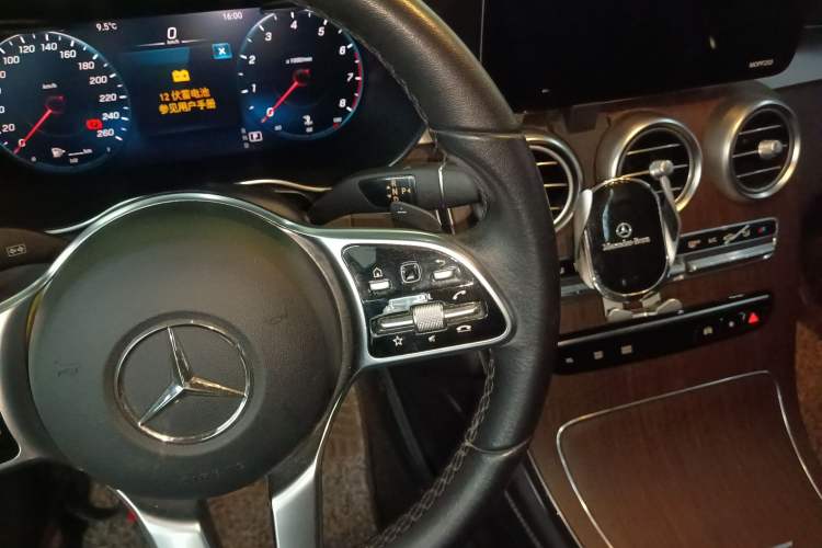 Used Mercedes-Benz GLC 2020 Facelift GLC 300 L 4MATIC Dynamic Edition
