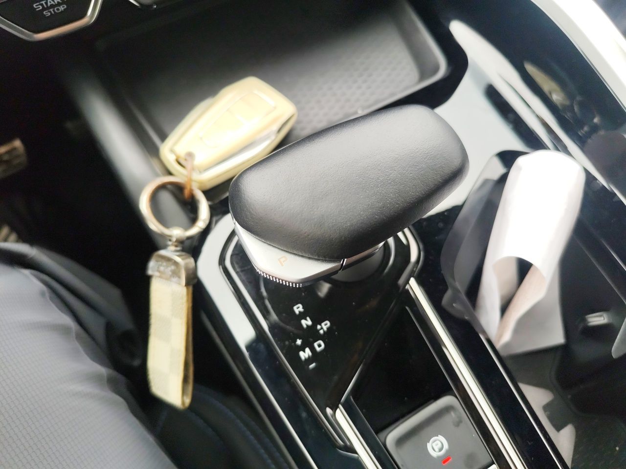 Geely Auto Preface 2025 Dongfang Yao 2.0TD Lanxing Edition — снимка 14