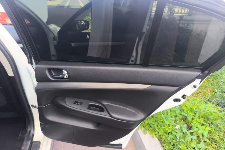 Used Infiniti G Series 2013 G25 Sedan Luxury Sport Edition