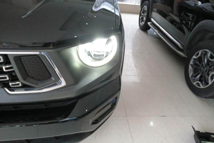 Used Haval H Dog 2023 1.5T Two-Wheel Drive Chao Ye Version Plus Left Front Headlight