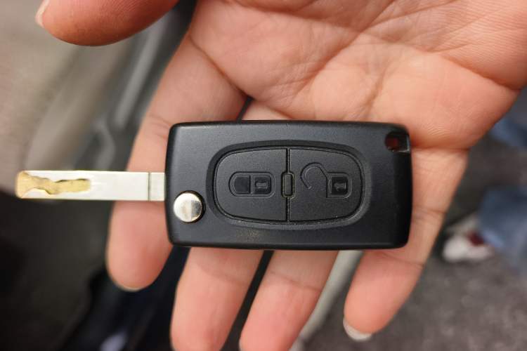 Used Citroen C-Quatre 2011 Sedan 1.6L Automatic Fashion Edition Vehicle Key