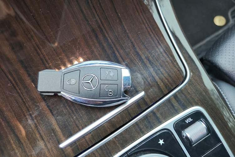 Used Mercedes-Benz GLC 2019 GLC 260 L 4MATIC Dynamic Model