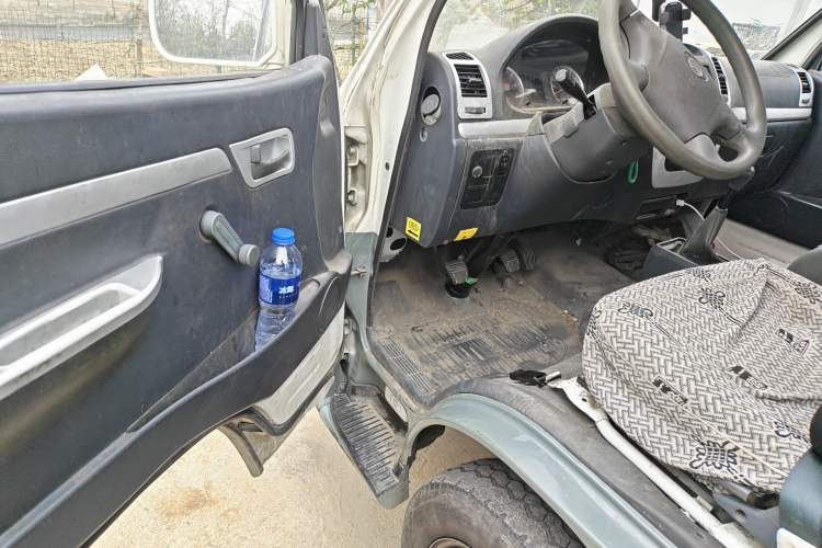 Used Golden Dragon Hiace 2021 1.8L Gasoline Version Long Wheelbase High-Roof Model LJ4A18Q6
