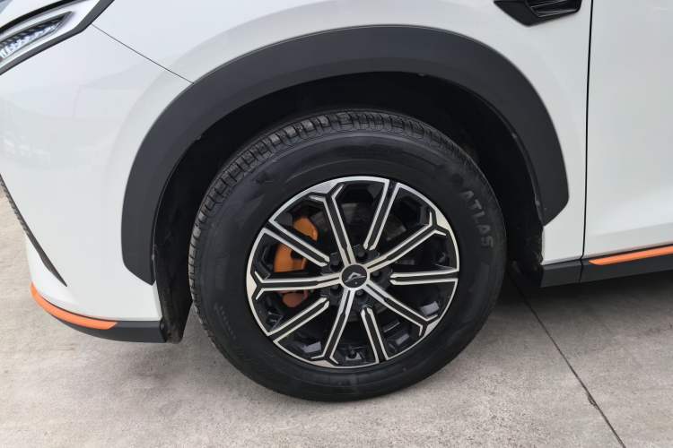 Used Cowin Kunlun 2023 Kunlun 300 Celestial Edition Left Front Wheel Hub