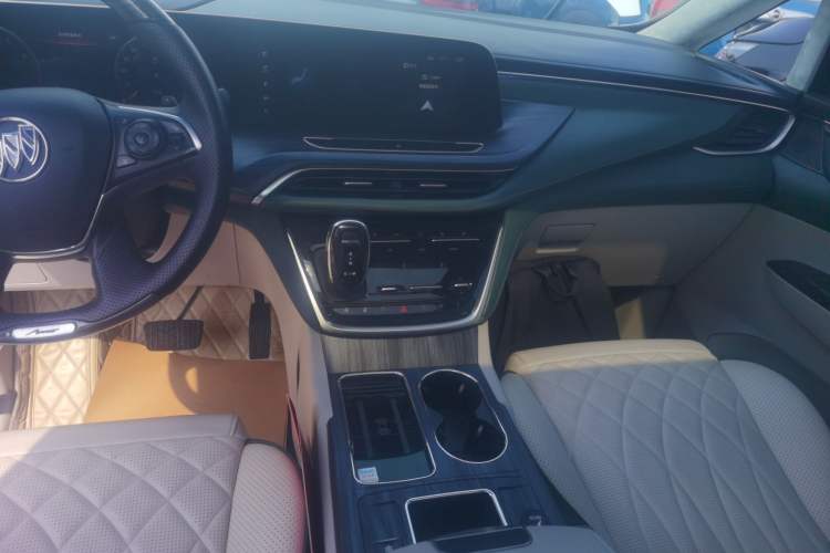 Used Buick GL8 2023 ES Lu Zun Comfort Model
