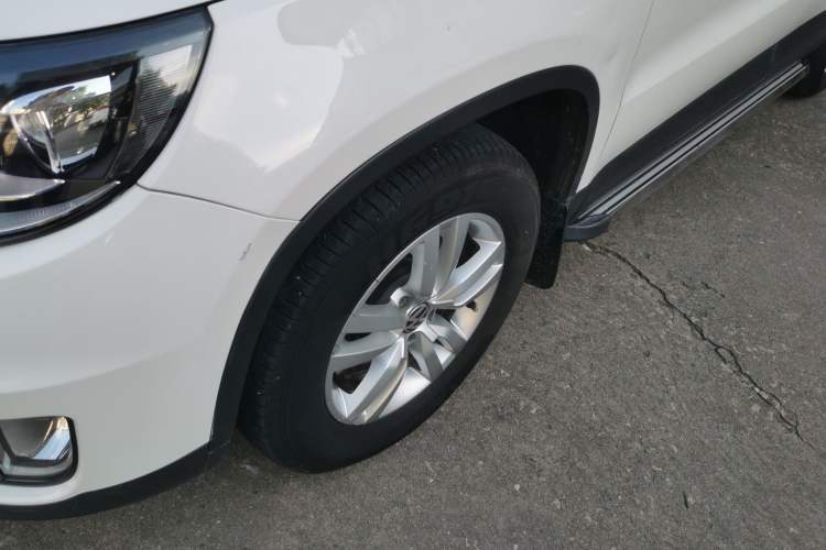 Used Volkswagen Tiguan L 2015 1.8TSI Automatic Two-Wheel Drive Trend Edition
