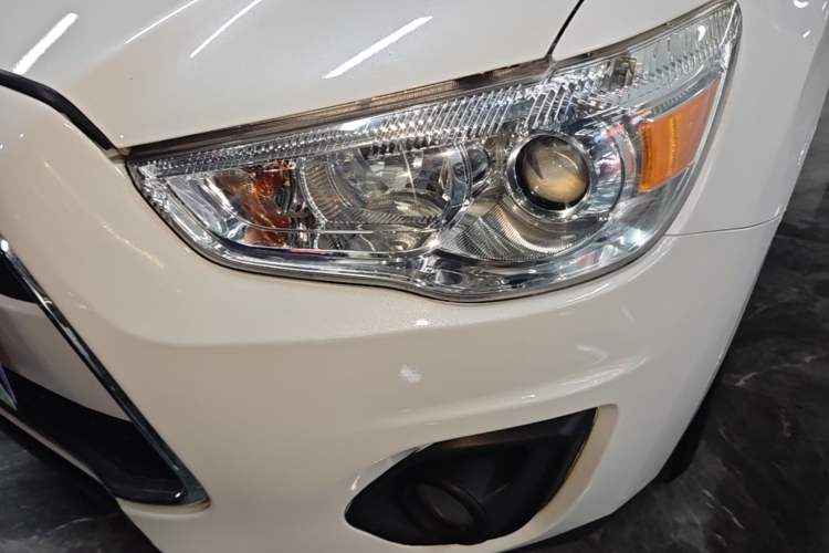 Used Mitsubishi ASX 2013 2.0L CVT Two-Wheel Drive Elite Edition
