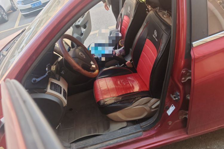 Used Baojun 630 2013 1.5L manual standard version