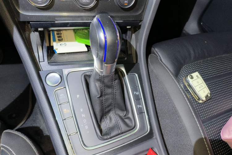 Used Volkswagen Golf New Energy 2018 e-Golf Gear Lever