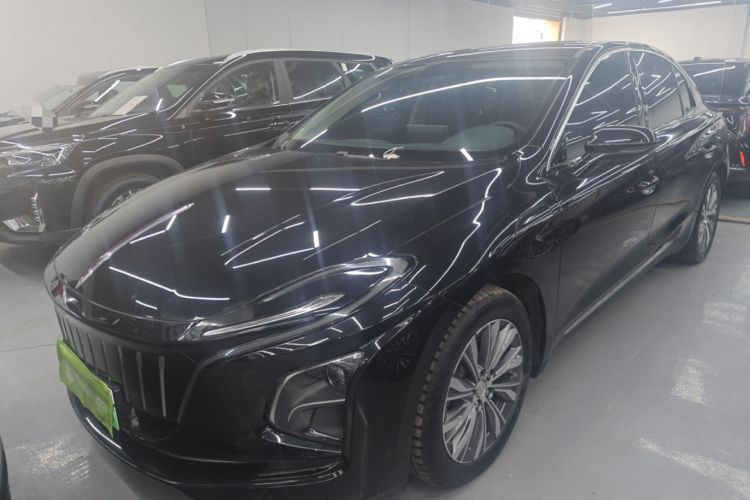Used Hongqi E-QM5 2022 431 km Charge & Enjoy Edition