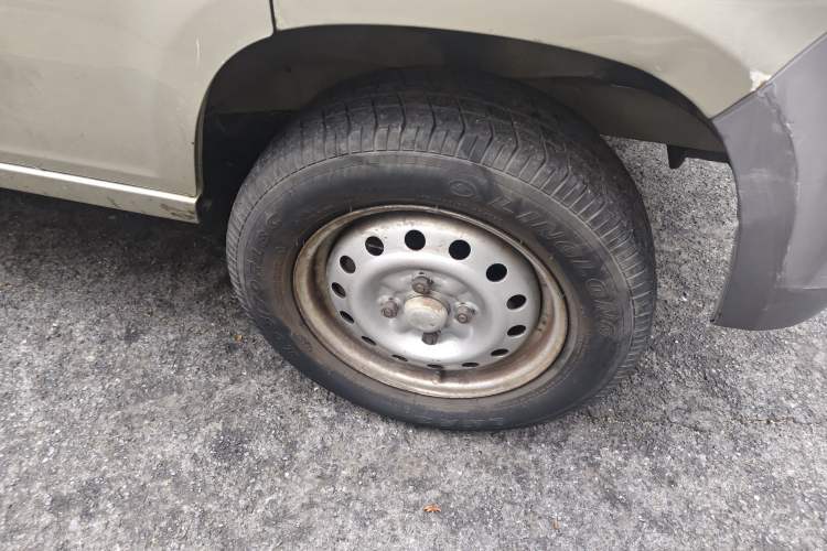 Used Wuling Zhiguang 2013 1.0L Practical Version