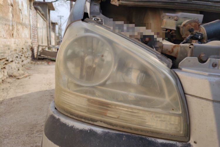 Used BAIC Weiwang 306 2011 1.3L luxury version 8 seats
