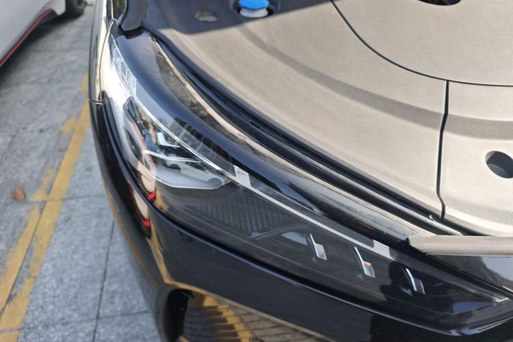 Used NETA L 2024 Extended-Range 310 Flash-Charge Red Edition