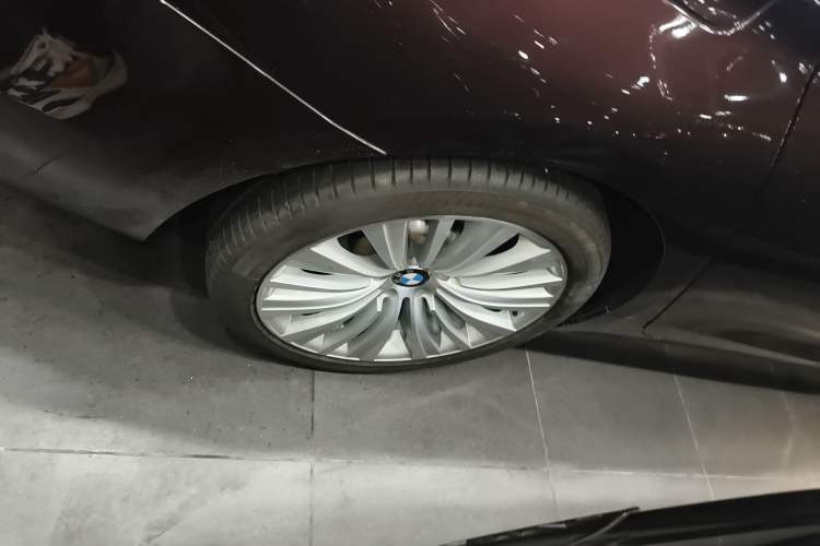 Used BMW 5 Series GT 2015 535i Luxury Edition