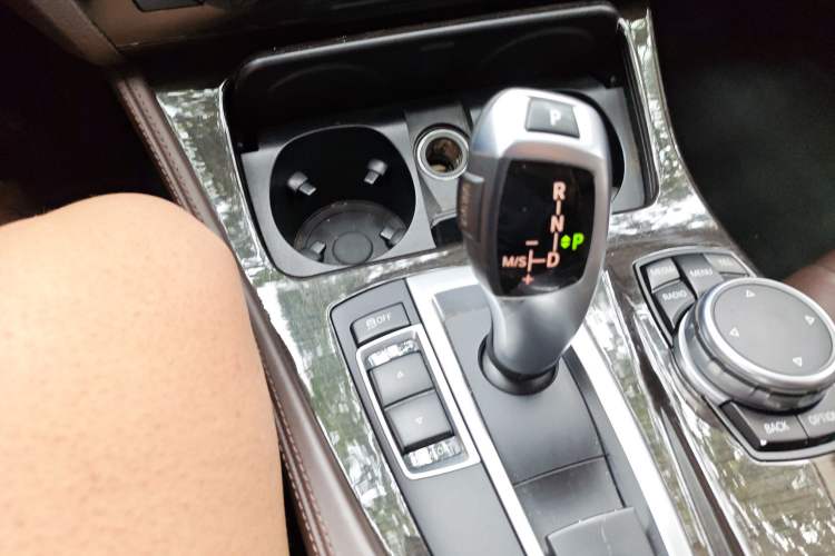 Used BMW 5 Series 2017 525Li Luxury Design Package
