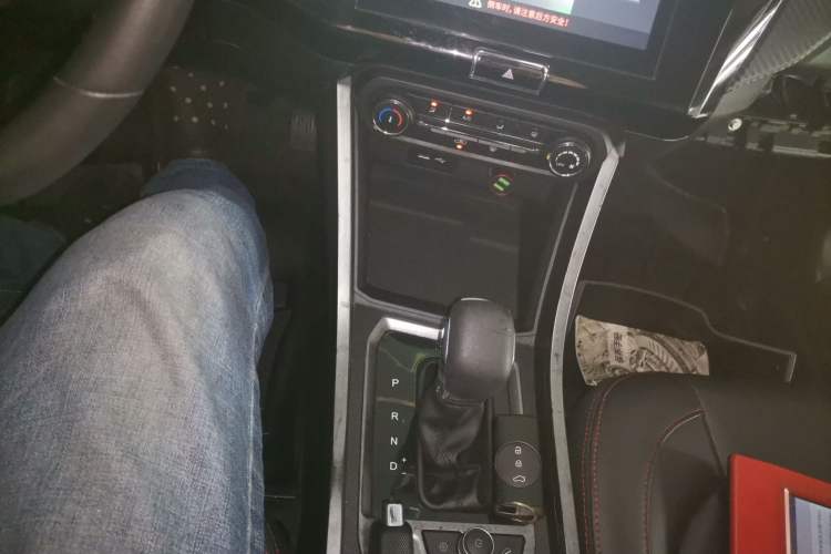 Used Chery Tiggo 3X 2021 Diamond Edition 1.5L CVT 3-Carat II Model Gear Lever