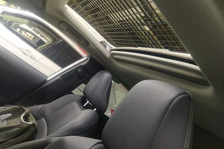 Used Toyota FRONTLANDER 2023 2.0L CVT Luxury Edition Headliner