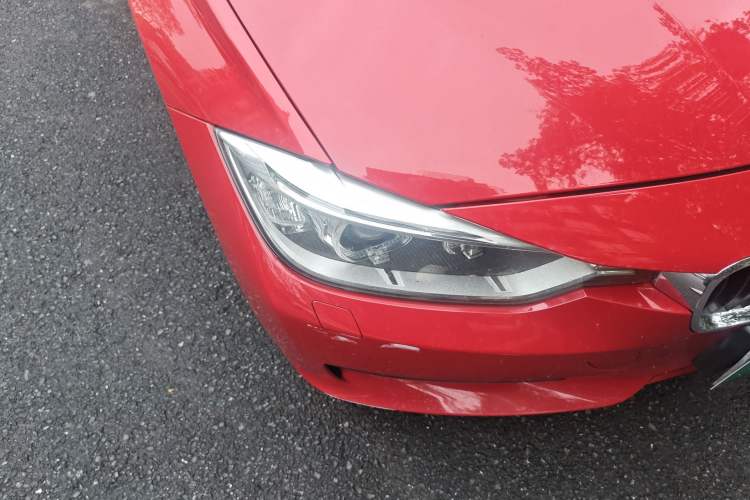 Used BMW 3 Series 2013 320i Sport Edition Right Front Headlight