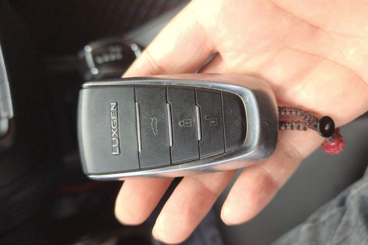 Used Luxgen U5 SUV 2017 1.6L CVT Jazz Edition
