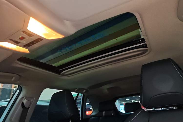 Used Toyota RAV4 2021 2.0L CVT Two-Wheel Drive Fashion PLUS Edition