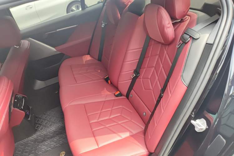 Used BMW i5 2024 eDrive 35L M Sport Package