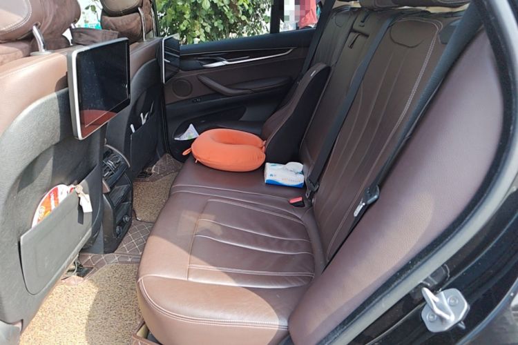 Used BMW X5 2018 xDrive35i Elegant Edition Interior 4