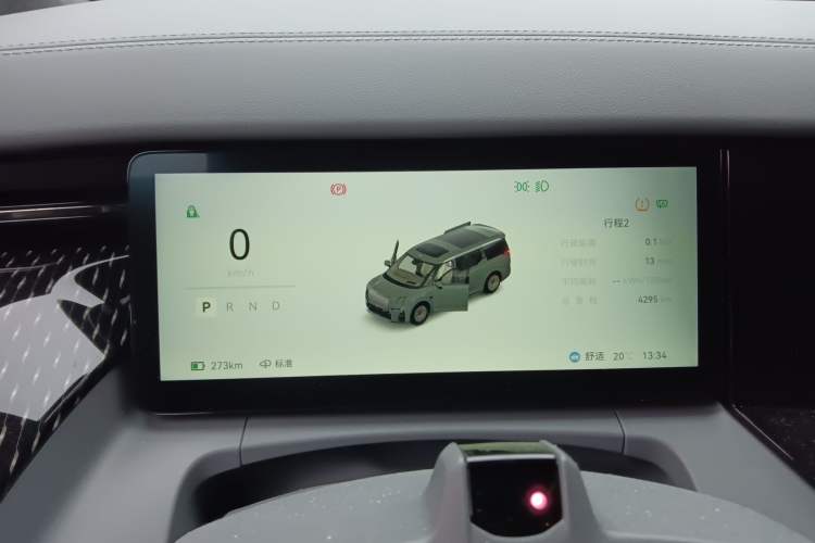 Used Zeekr 009 2024 7-Seater Walk-Through Version Four-Wheel Drive 108 kWh