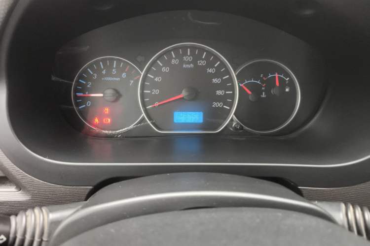 Used Wuling Hongguang 2016 1.5L Restyled S Comfort Version Odometer Close Up