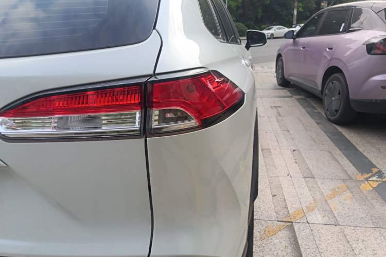 Used Toyota Corolla Cross 2022 2.0L Pioneer Edition Right Rear Taillight