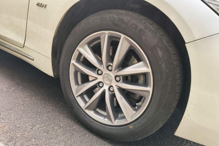 Used Infiniti Q50L 2021 2.0T Comfort Edition
