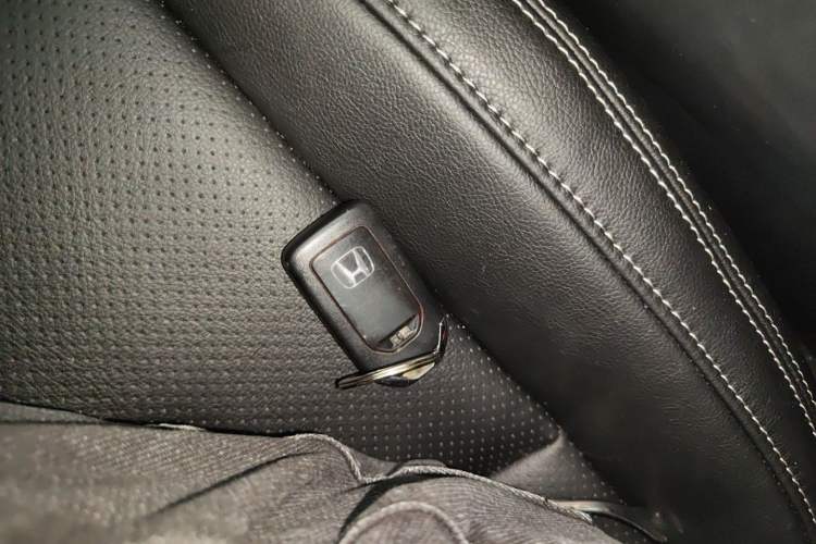 Used Honda Civic 2016 220TURBO CVT Luxury Edition